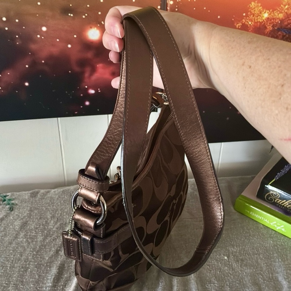 Coach Signature Optic Chain Bag - Picture 5 of 14